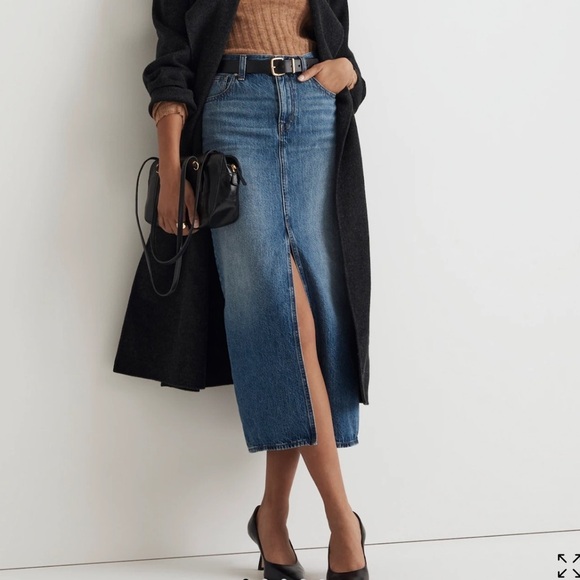 Madewell Dresses & Skirts - Madewell Mid Rise Denim Maxi Jean Skirt Womens 26 Blue Front Middle Slit NWT
